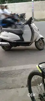 Good Condition (8 months warranty for battery)