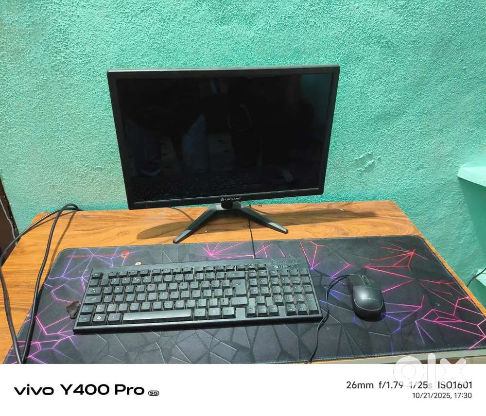 Pc for sale full setup very less used