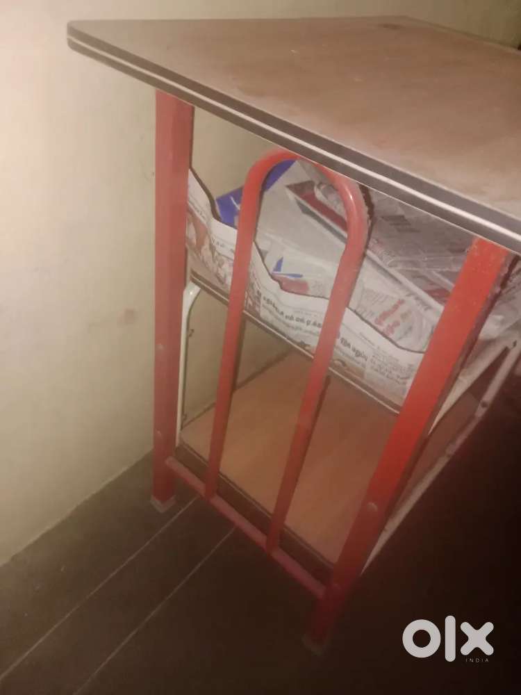 Cot  and  amount  3500