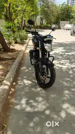 Yahmaha FZ black