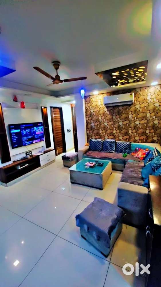 3 BHK Fully Furnished flat with lift & car parking for rent Dwarka Mor