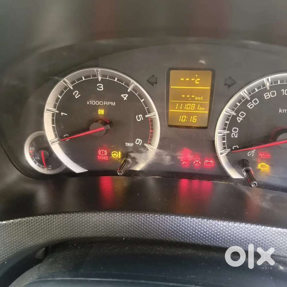 Maruti Suzuki Swift 2015 Diesel 30000 Km Driven