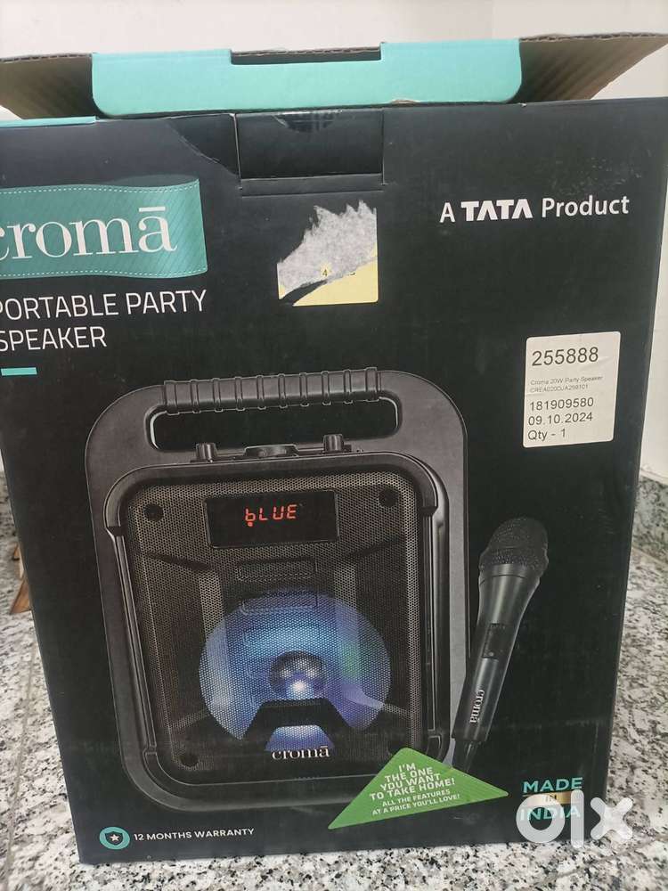 Croma Portable party speeker