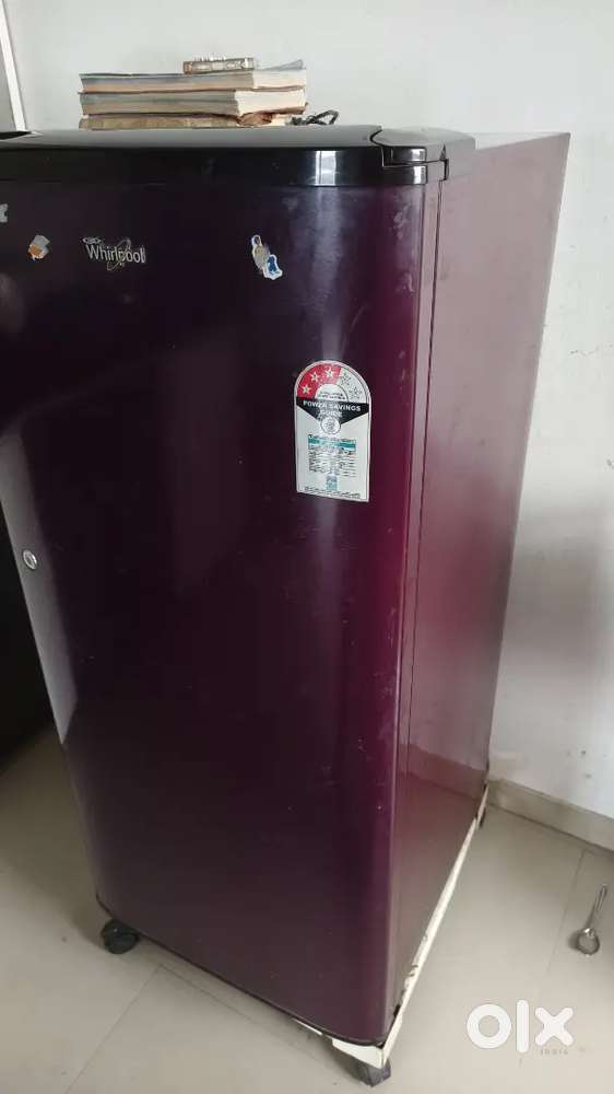 Whirlpool Fridge 190 liter with Metallic wheel stand