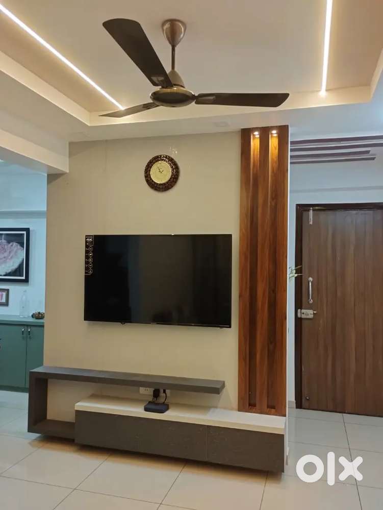SPACIOUS 3BHK FLAT FOR SALE – PRIME LOCATION, MANJALPUR