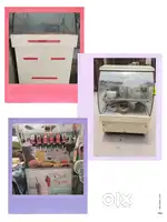 Icecream parler +hot display counter + 8 flewer soda machine