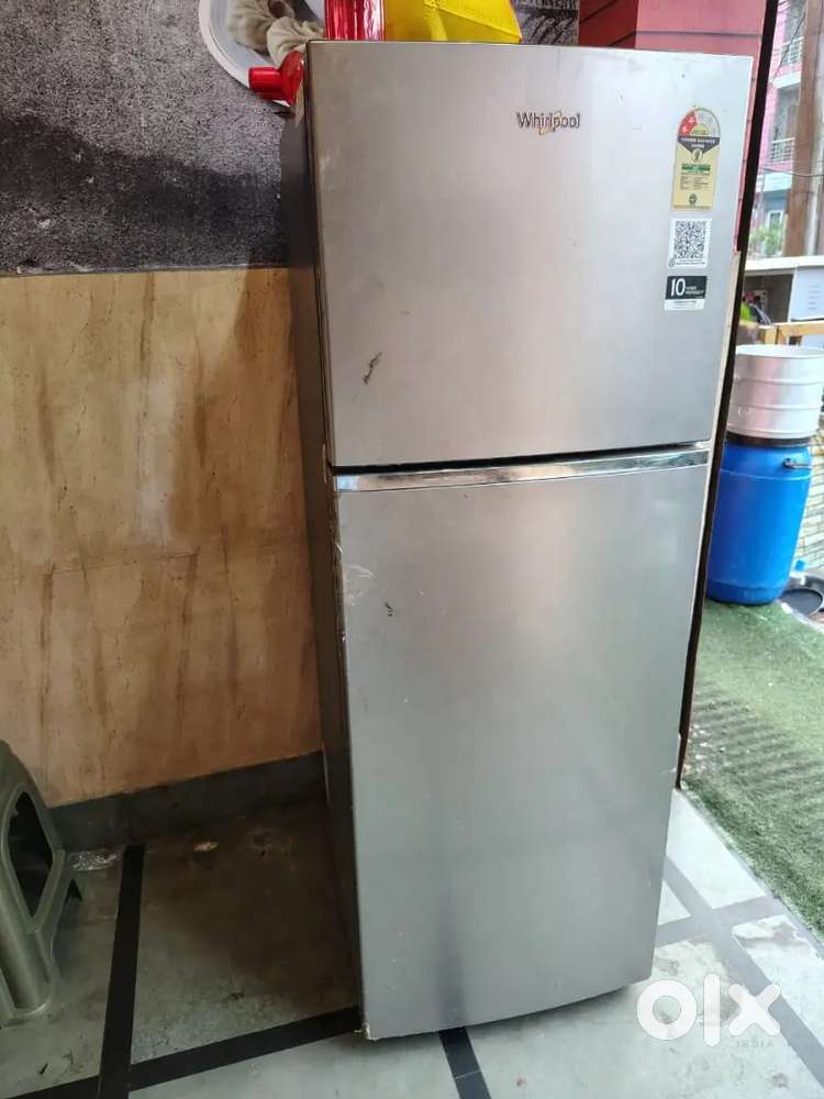 Whirlpool refrigerator 236L