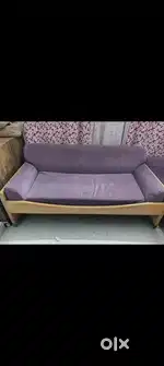 Very good condition sofa and dining table