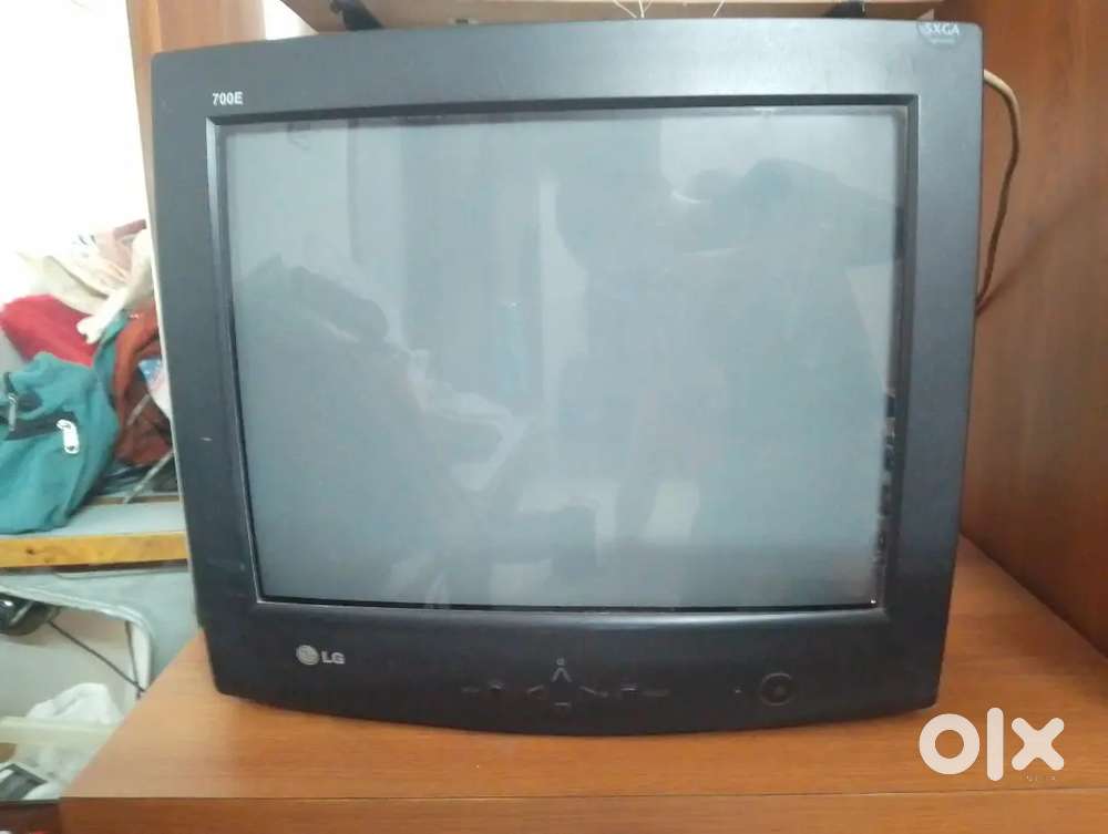 A computer(mouse,2 keyboard,cpu,monitar, speaker)