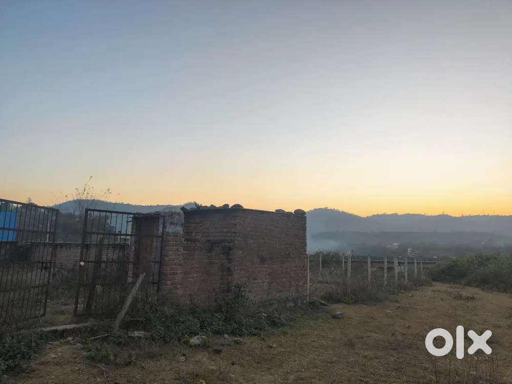 10 Marla corner plot for sale on Highway