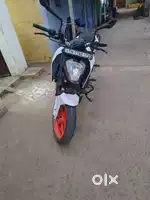KTM DUKE 200 BS6