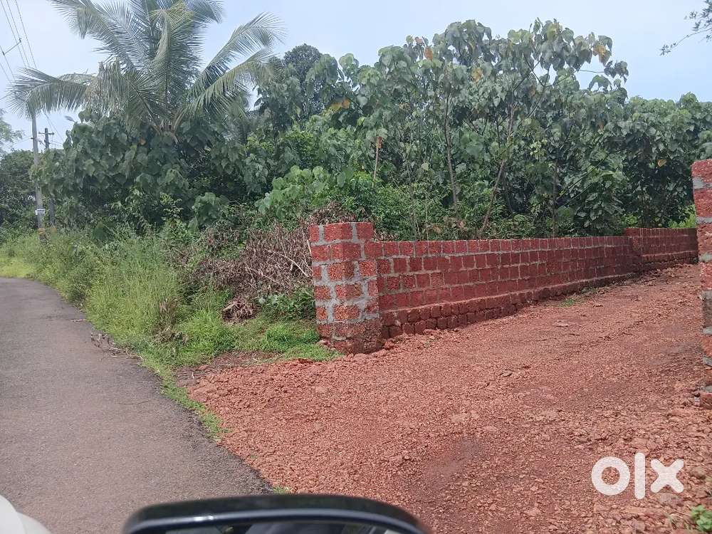 plot for sale near defense enclave peringome tar road front