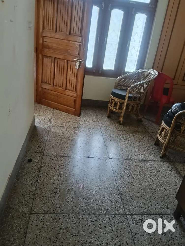 2 rooms  set separate kitchen and separate bathroom