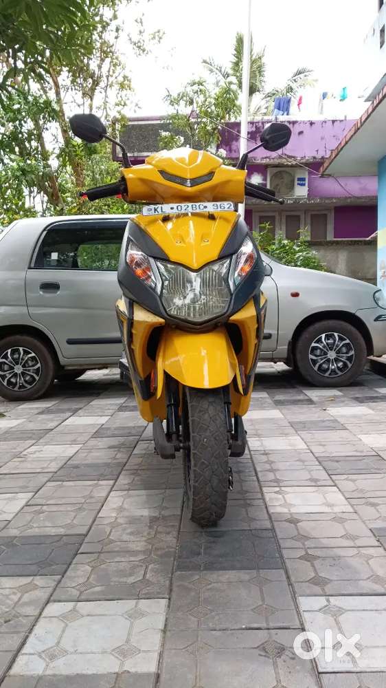 Honda dio 2017