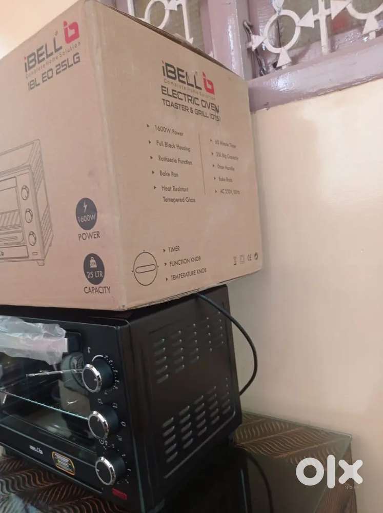 Oven 4 days old good condition