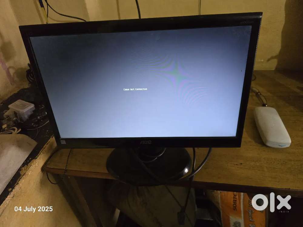 Extra monitor and hdmi cable