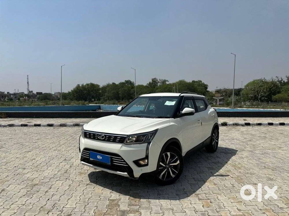 Mahindra XUV300 W8 Option, 2021, Petrol