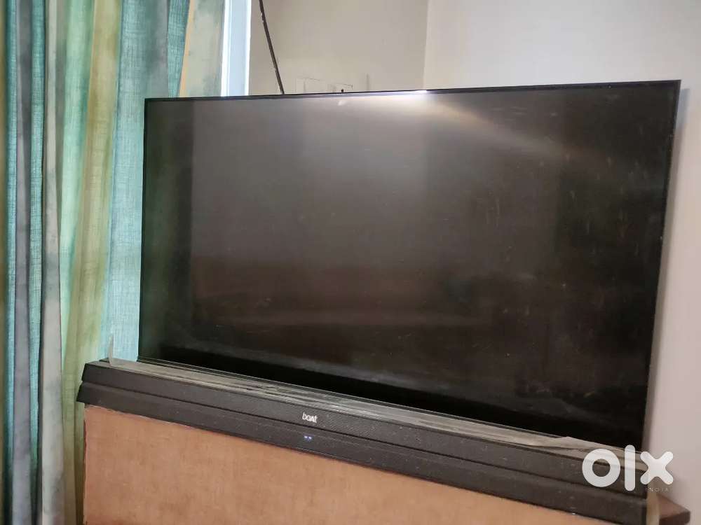 Croma 43 inch tv 4k UHD tv