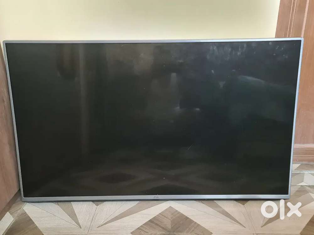 L G 49 inch smart tv