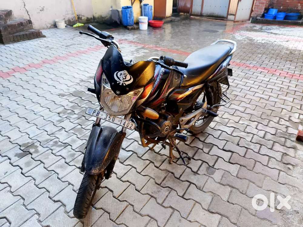 Bajaj///discover