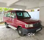 Toyota Qualis FS 8Seater, 2002, Diesel