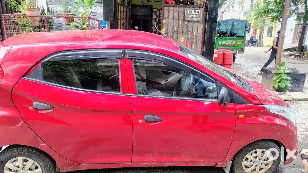 Hyundai EON 68000 Km Driven