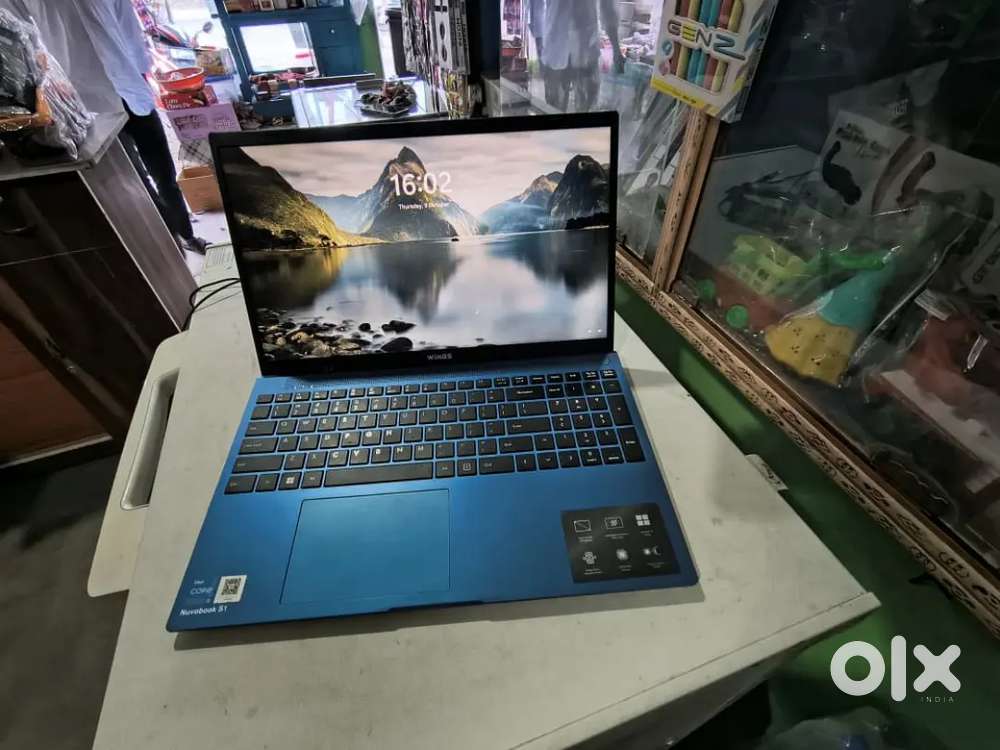 Novubook 11gen i3 processor 8gb ram