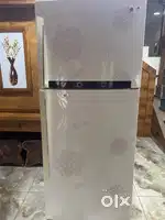 LG Fridge Working