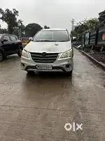 Toyota Innova 2006 CNG & Hybrids Well Maintained
