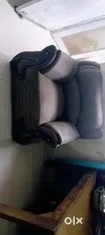 Sofa set 5 seater (3+1+1) with beautiful cover