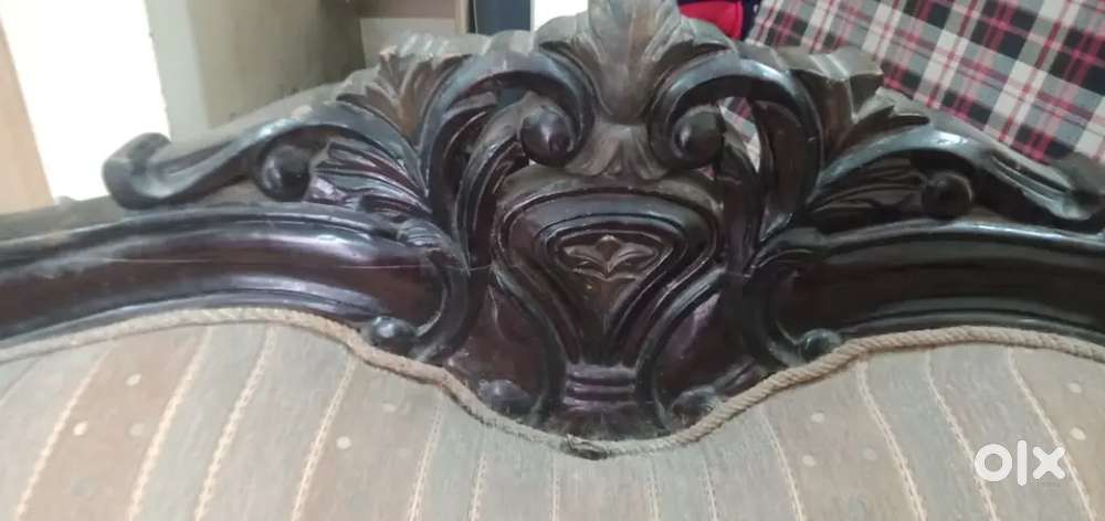 SOFA 7 SEATER GOOD CONDITION