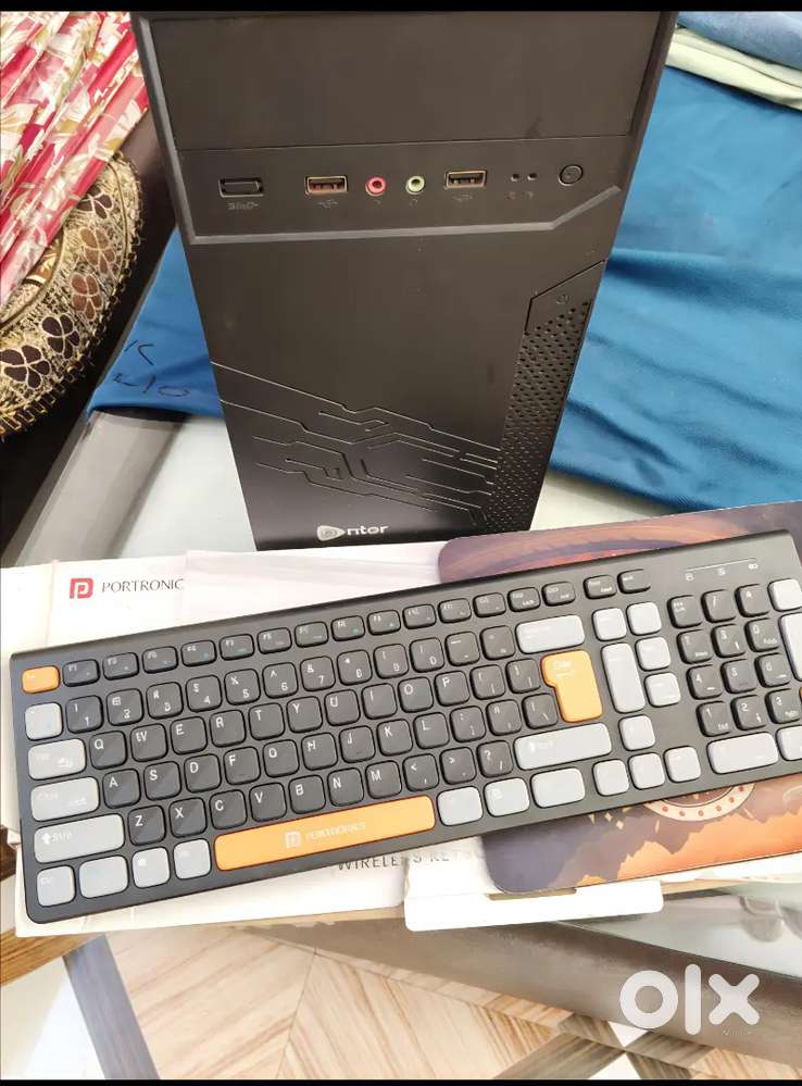 Good and new condition pc desktop with wireless keyboard and mouse