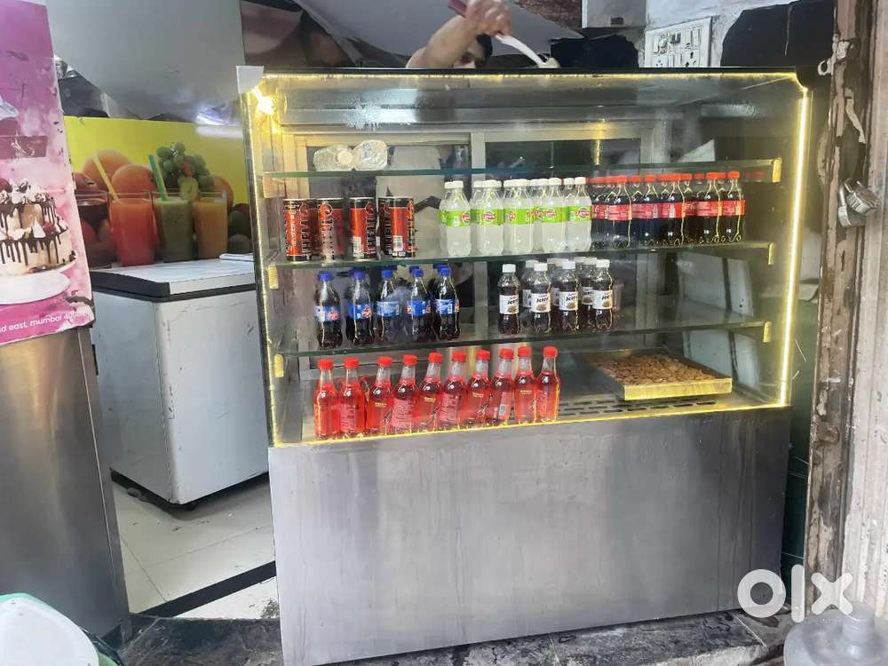 Cake counter