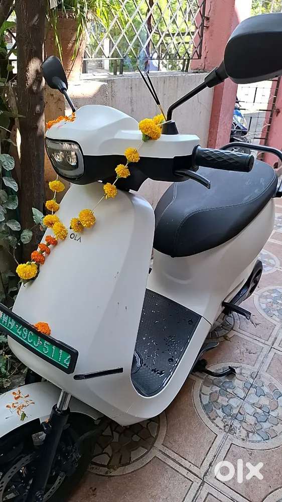 OLA S1 PRO GEN 2.  8 year battery warranty very good condition.