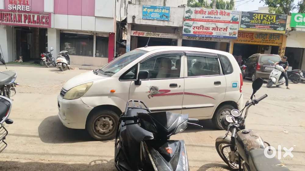 Maruti Suzuki Zen Estilo 2011 LPG 90000 Km Driven