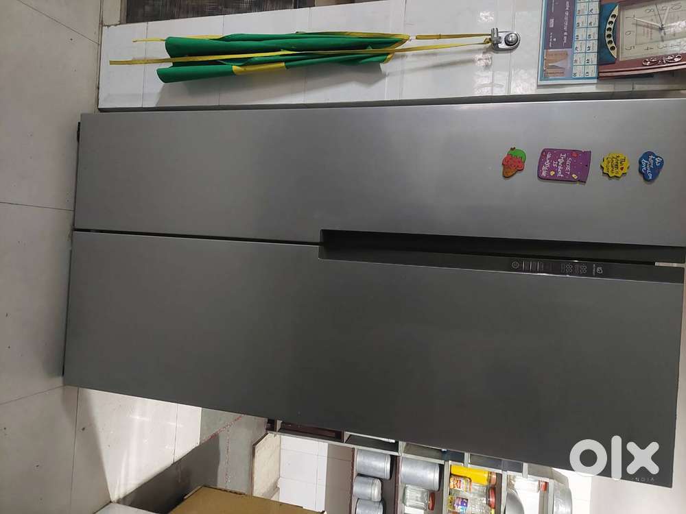 Haier 650 ltr fridge hardly used