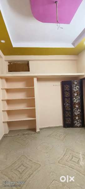 1 BHK for rent .second floor .phool bagh.chandryangutta