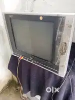 Old TV warming kandisa