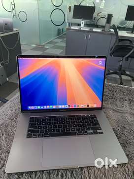 MacBook Pro -16inch/A2141/ i9 processor 32GB RAM 1TB SSD/9.5GB Graph