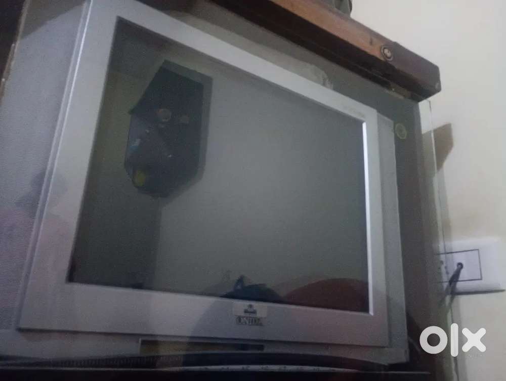 ONIDA FLATRON CRT Tv
