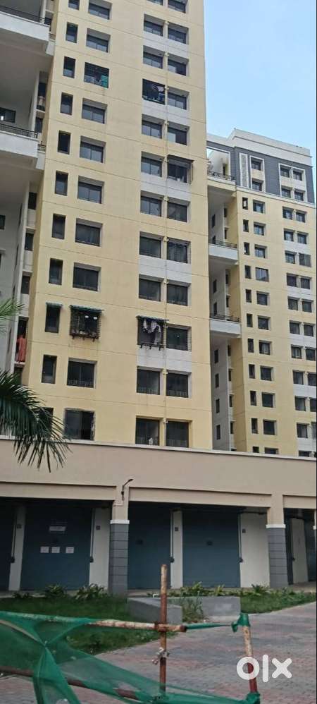 Main Road Facing Commercial Shop right opp Bamandongri Railway Station
