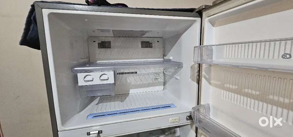 Lg fridge 470 liters