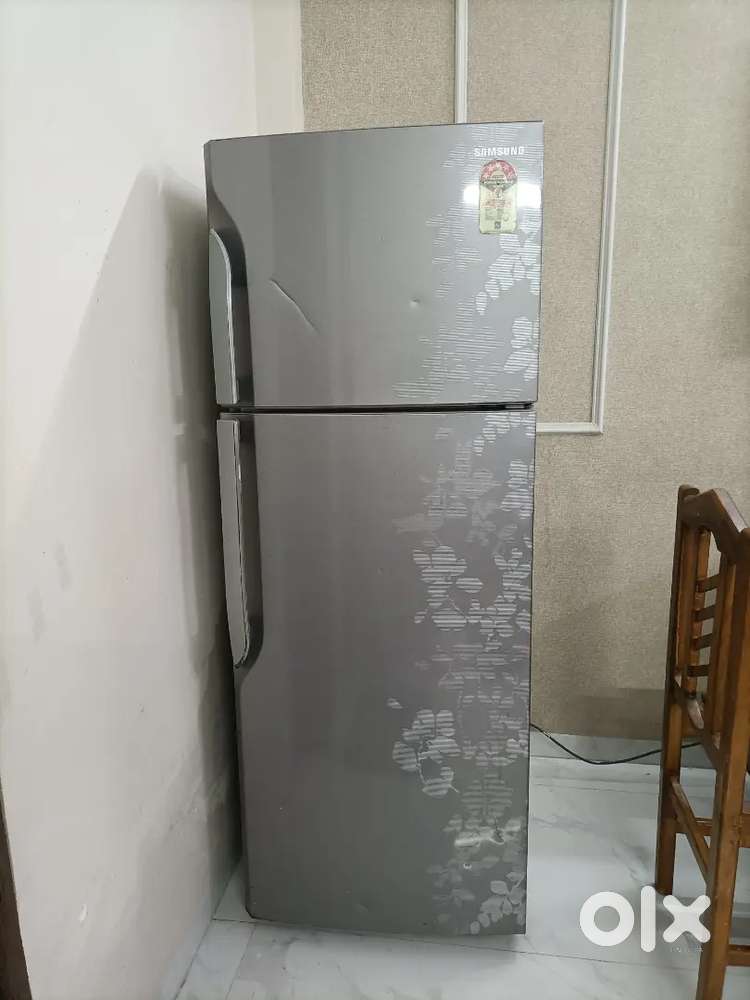 Samsung 277 L Double Door Refrigerator, Top condition