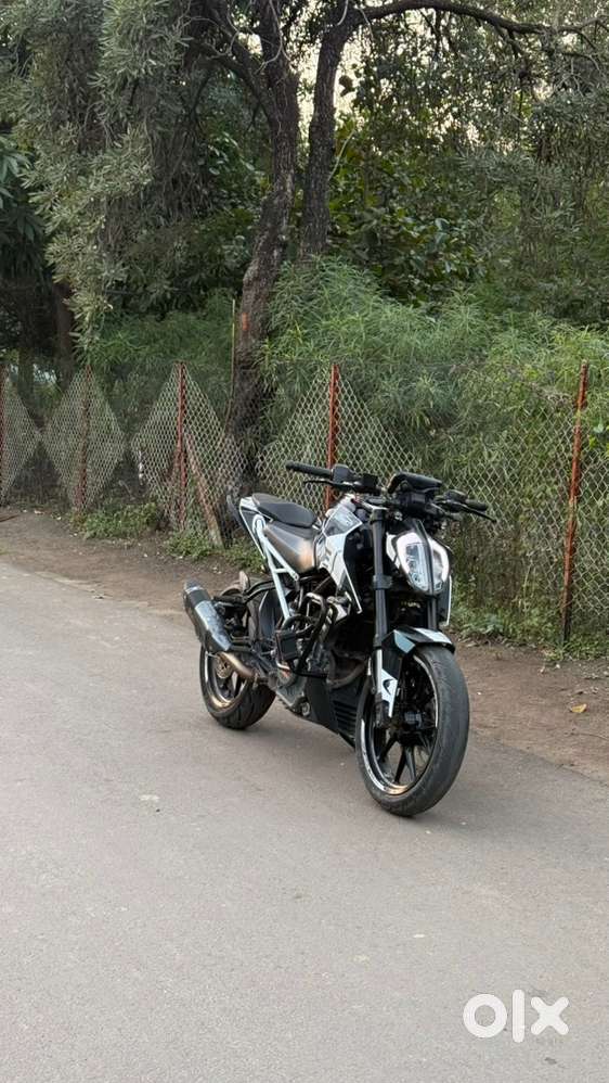 Perfect condotion Duke390 Bs4