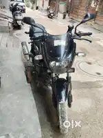 Bajaj Pulsar 150 black and red combination