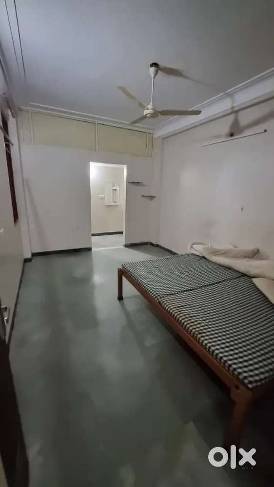 1Bhk Flat For Rent Near Bombay Hospital