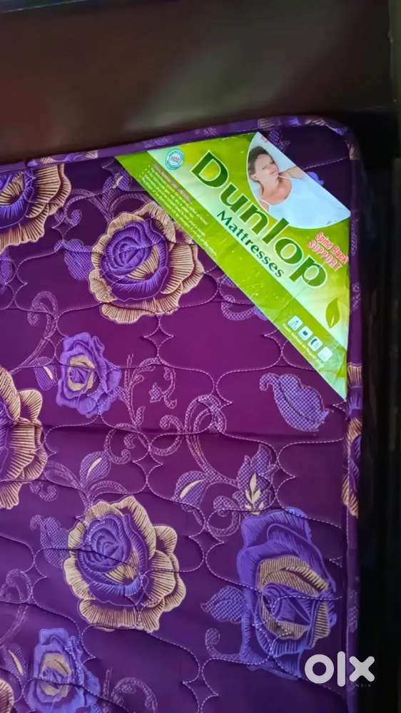 Double bed mattress american brand dunlop