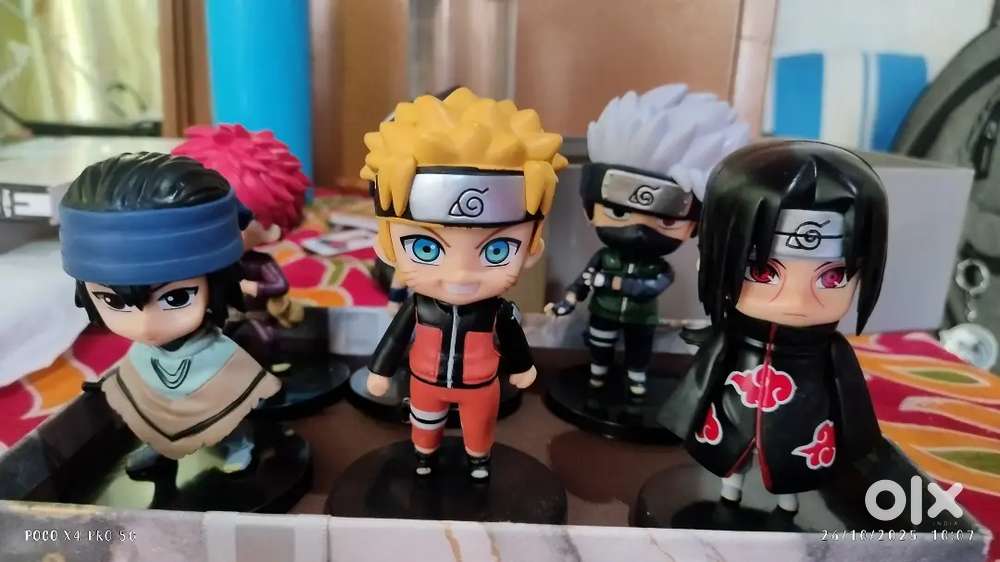 Action figures of naruto