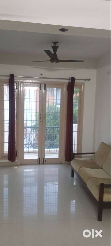 Furn Flat (Duplex), Nr.Ega, Kilpauk, 1400 Sft, 3 BHK, Rent 55K