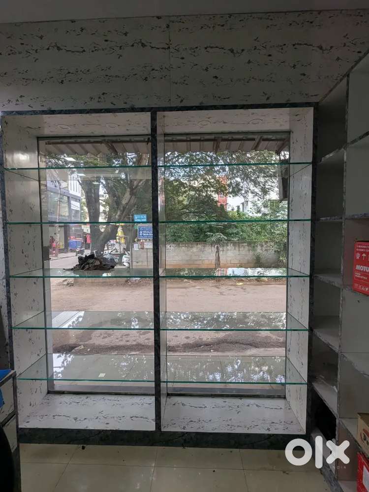 Stylish Shop Display Fixtures  Toughened Glass & Wooden  ₹60000